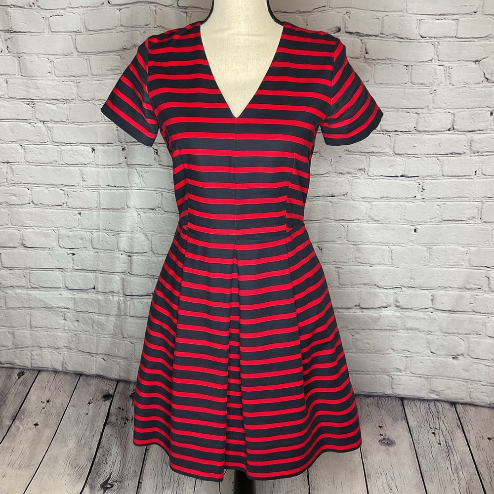 Gap Fit & Flare Red and Blue Striped Short Sleeve V-Neck Dress 0